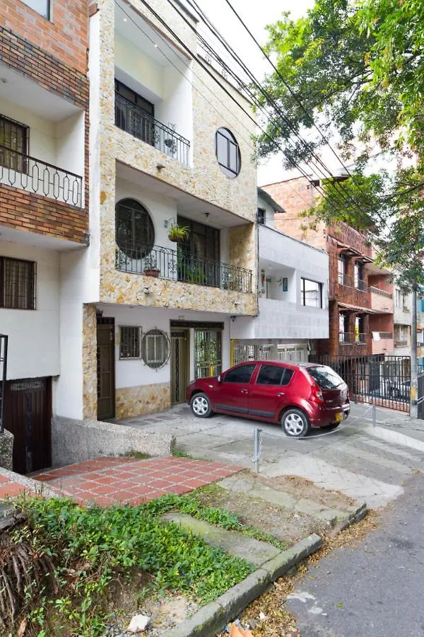 Apartamento Cerca Mall La Central Y Estacion Tranvia Medellín