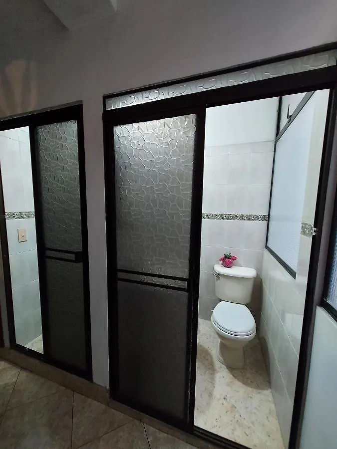 Apartamento Cerca Mall La Central Y Estacion Tranvia Medellín Daire