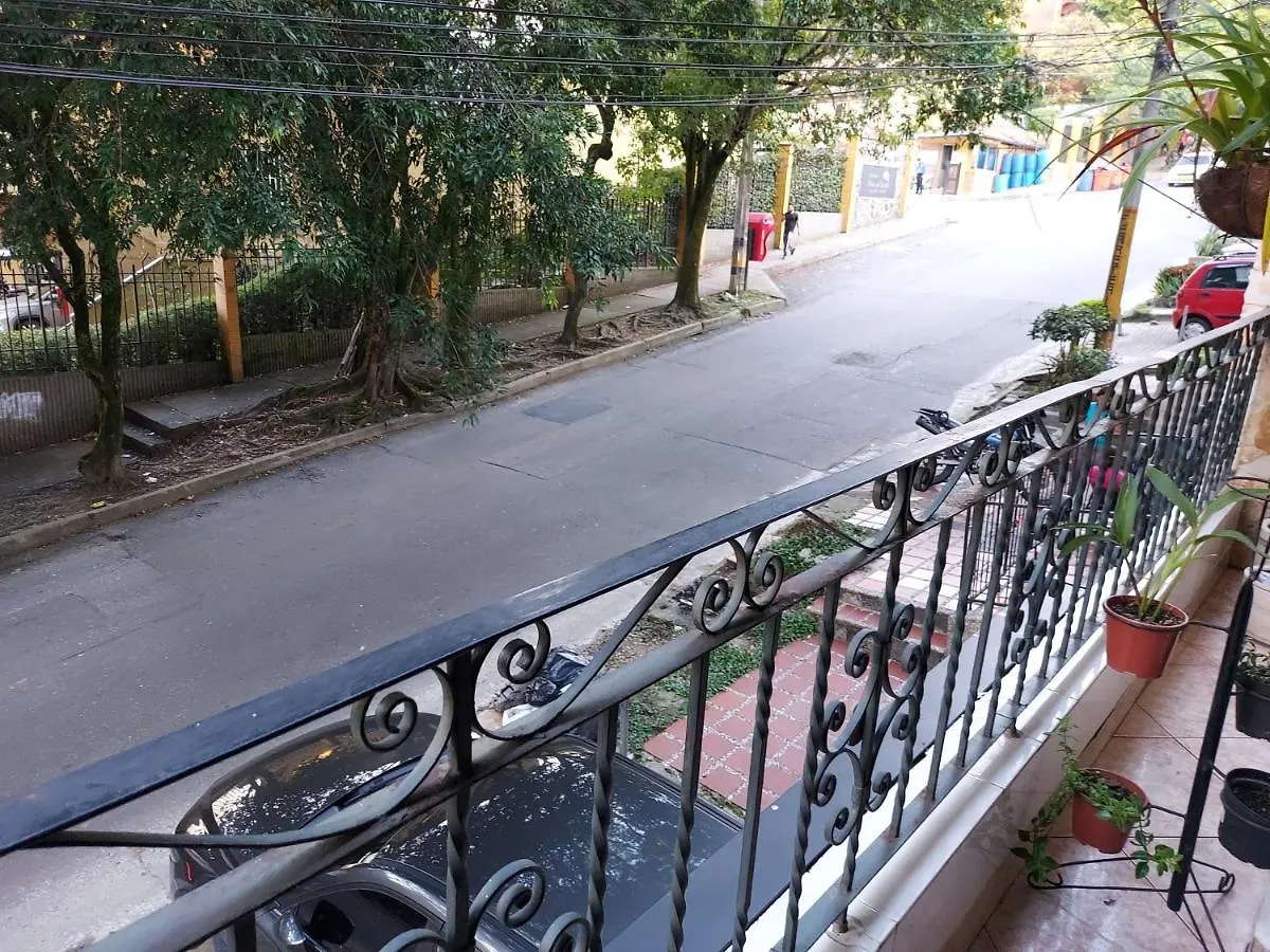 Daire Apartamento Cerca Mall La Central Y Estacion Tranvia Medellín Kolombiya