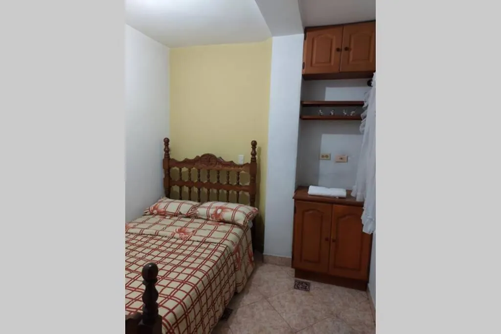 Apartamento Cerca Mall La Central Y Estacion Tranvia Medellín Kolombiya
