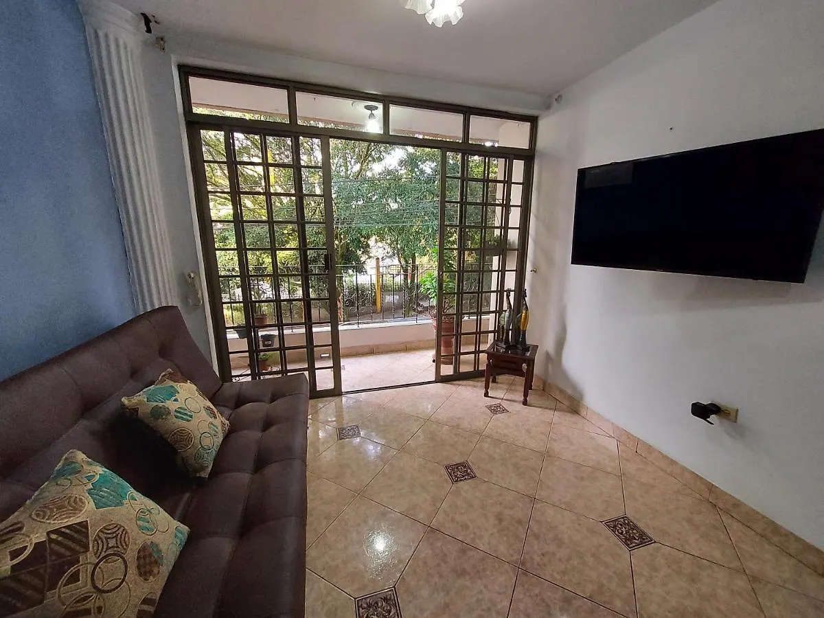 Apartamento Cerca Mall La Central Y Estacion Tranvia Medellín